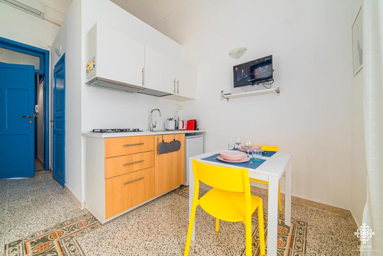 Le 4 Perle Apartments Avola Exteriör bild