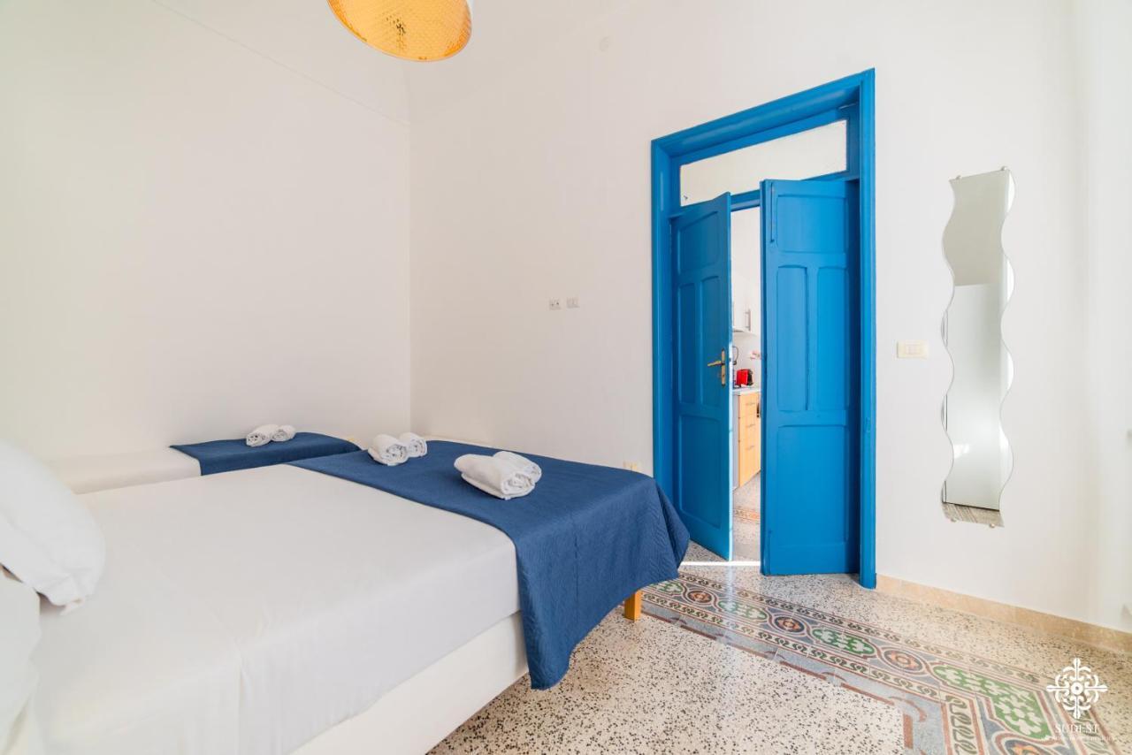 Le 4 Perle Apartments Avola Exteriör bild
