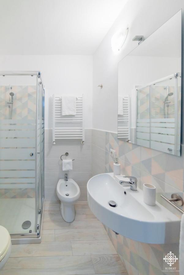 Le 4 Perle Apartments Avola Exteriör bild