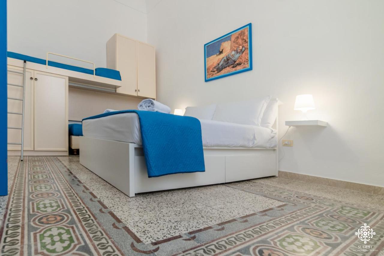 Le 4 Perle Apartments Avola Exteriör bild