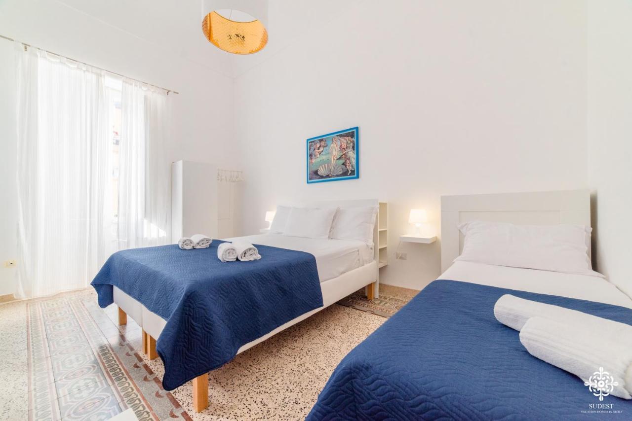 Le 4 Perle Apartments Avola Exteriör bild