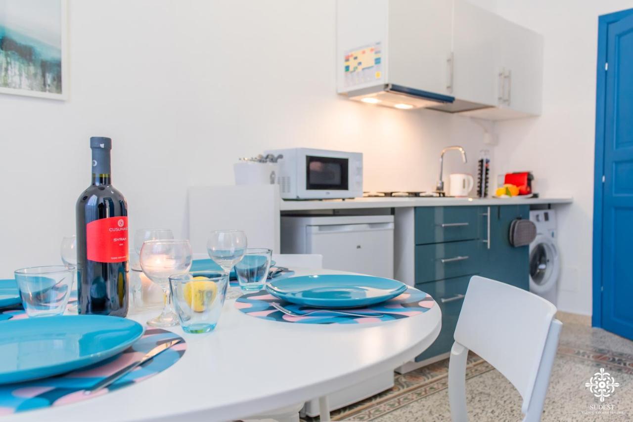 Le 4 Perle Apartments Avola Exteriör bild